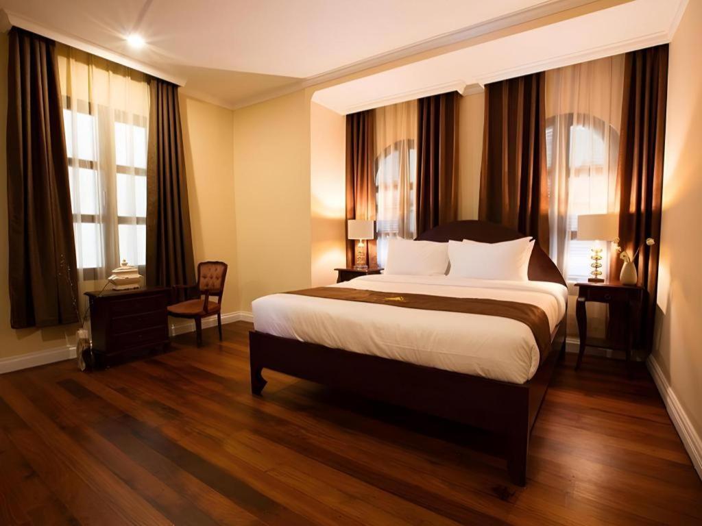 Le Luxe Boutique Hotel Vientiane Exterior photo