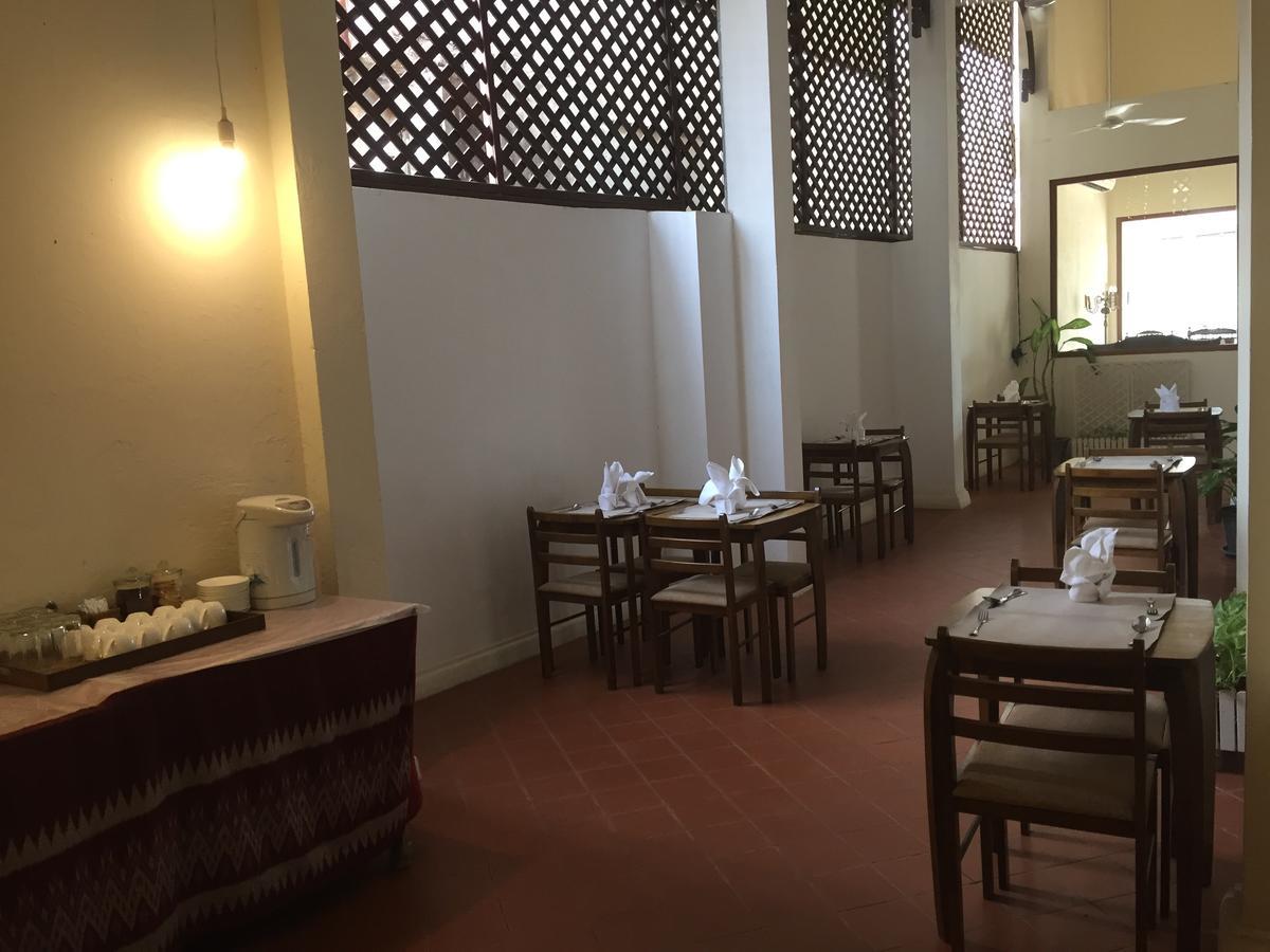 Le Luxe Boutique Hotel Vientiane Exterior photo